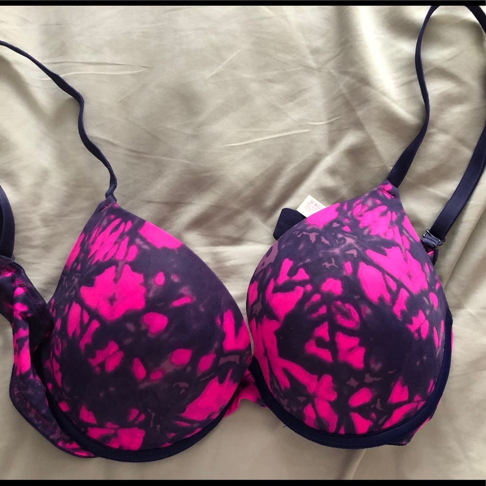 PINK bra
